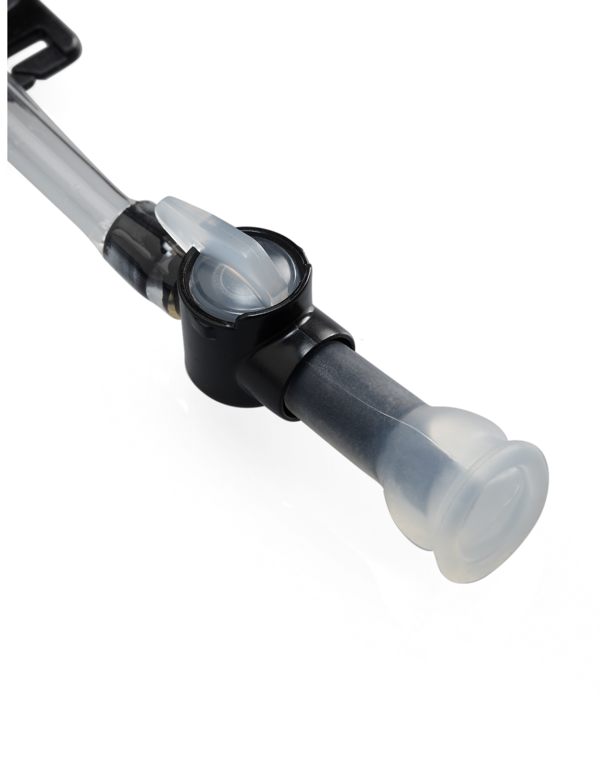 Self-sealing HyFLO bite valve on the KUIU Platypus 3L Hoser in Clear