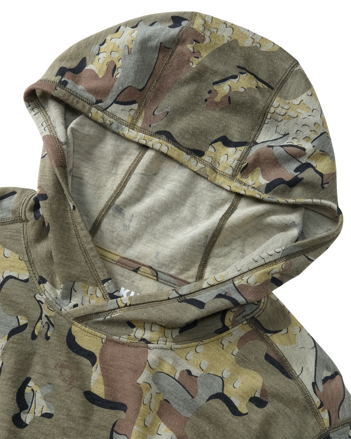 Detail hood on ULTRA Merino 120 LT LS Hoodie in Valo Camouflage