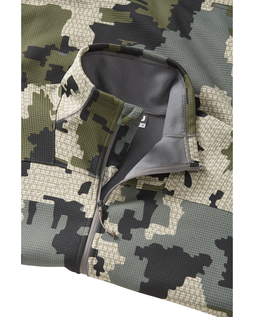 Detail of collar area on Peloton 240 Full Zip in Verde Camouflage