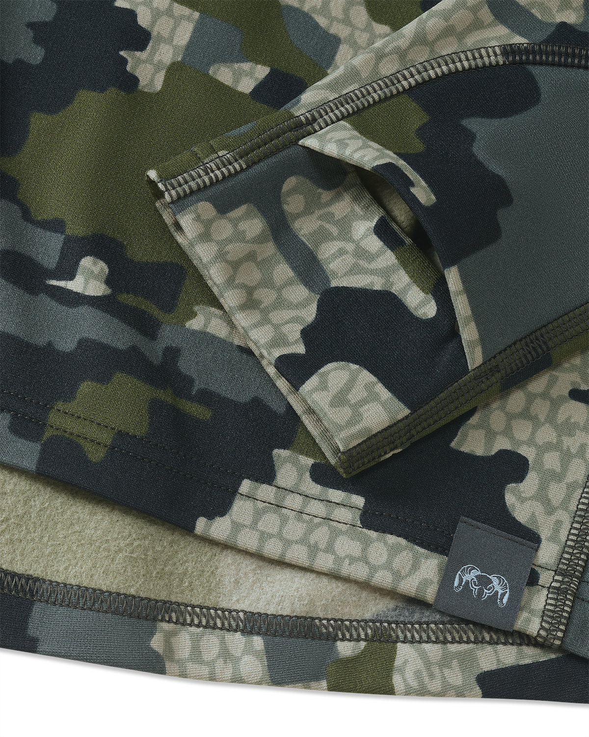 Detail of layered thumbhole on Vital S3 Long Sleeve Crew in Verde Camouflage