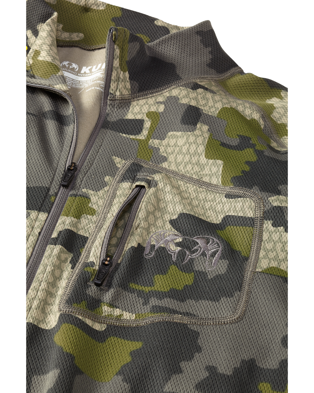 Collar and chest pocket detail unzipped on PRO Merino 200 Zip-T in Verde Camouflage