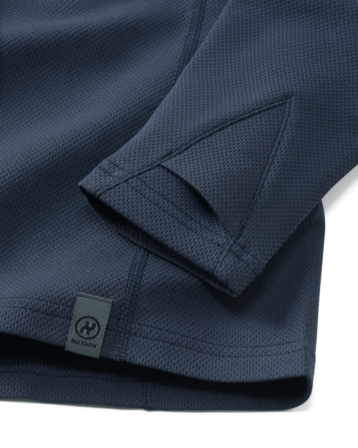 Detail of cuff and layered thumbhole on PRO Merino 200 Zip-T Hoodie in Steel Blue
