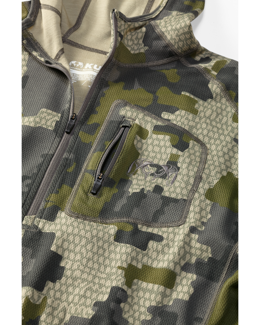 Collar and chest pocket detail unzipped on PRO Merino 200 Zip-T Hoodie in Verde Camouflage