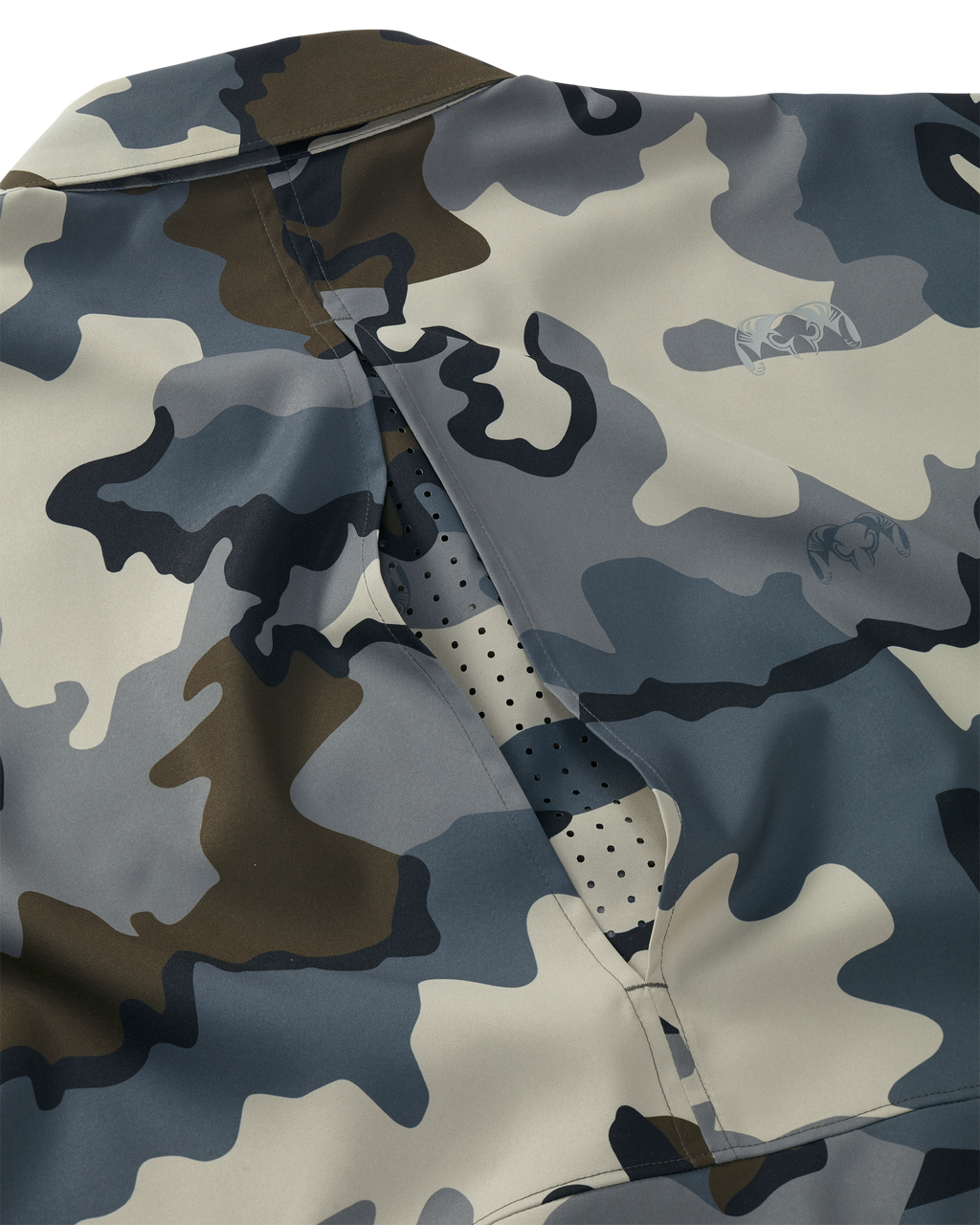 Back of Mesa Vented Long Sleeve Snap Shirt in Vias Camouflage Highlighting Pack-Use Inspired Venting