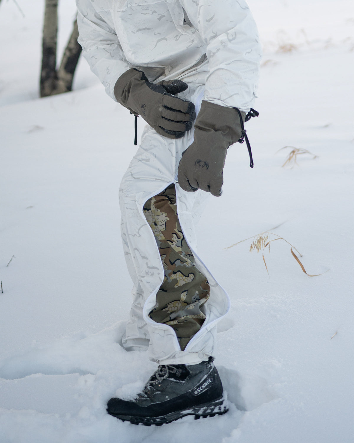 Close-up of hunter showing full length side zippered on Snowfall Overwhites Set
