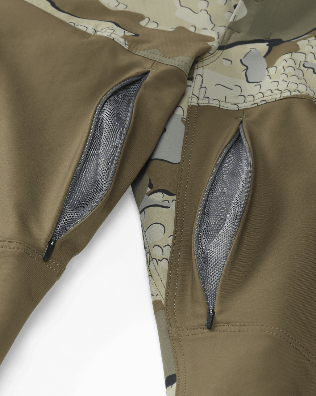 Detail inner thigh vents on PRO Brush Pant in Valo Camouflage