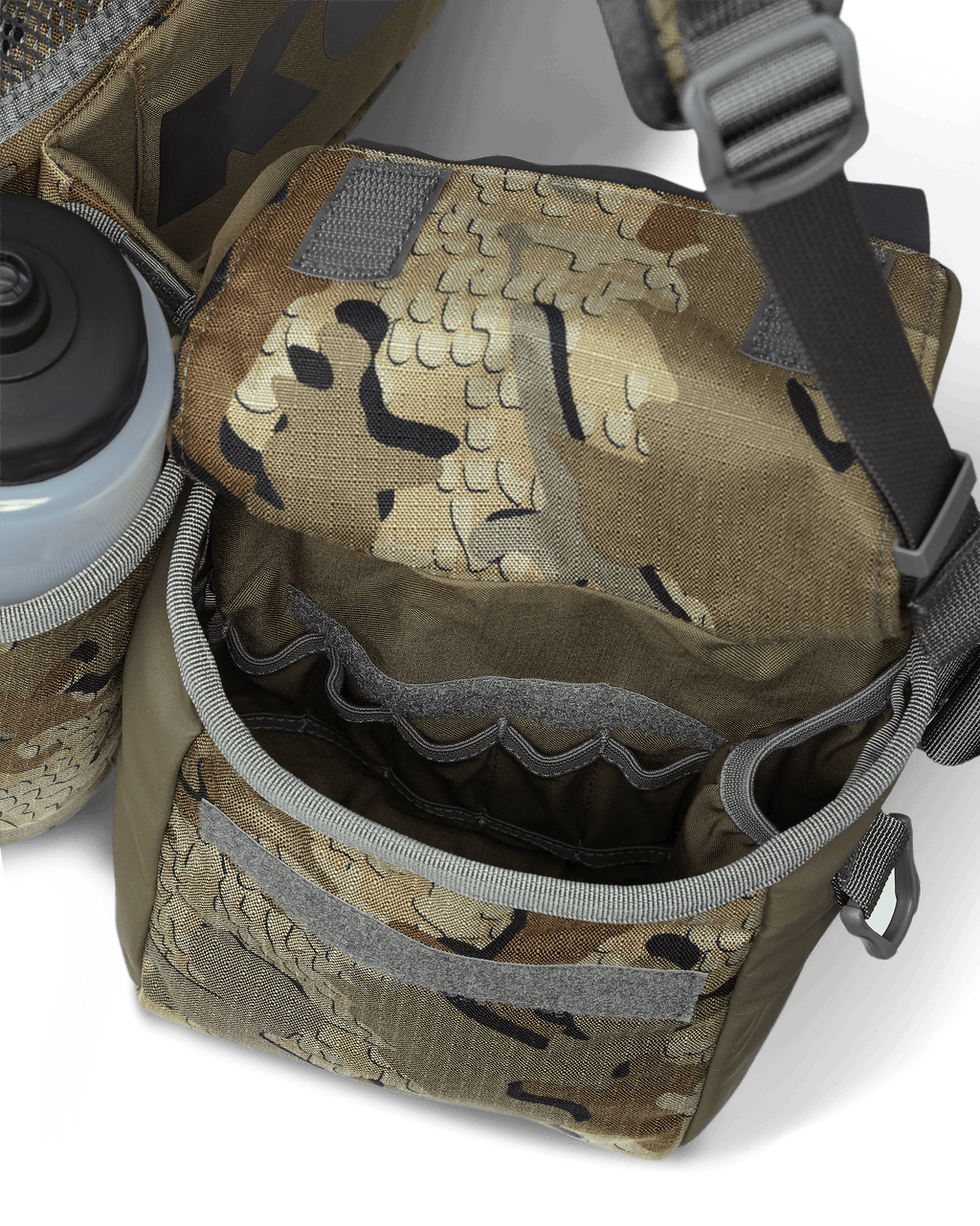 Inside view of deep hip pouch on the Upland Field Vest in Valo Camouflage