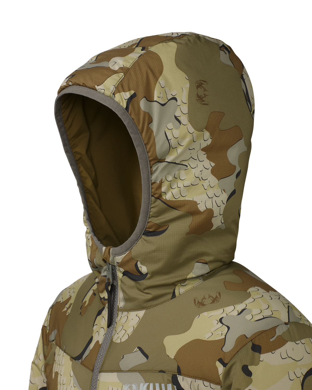 Hood detail on on the Youth Reversible Jacket in Verde Camouflage