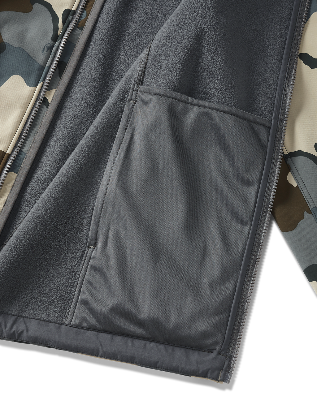 Detail of interior drop pocket on Youth Trail Blazer Jacket in Vias Camouflage