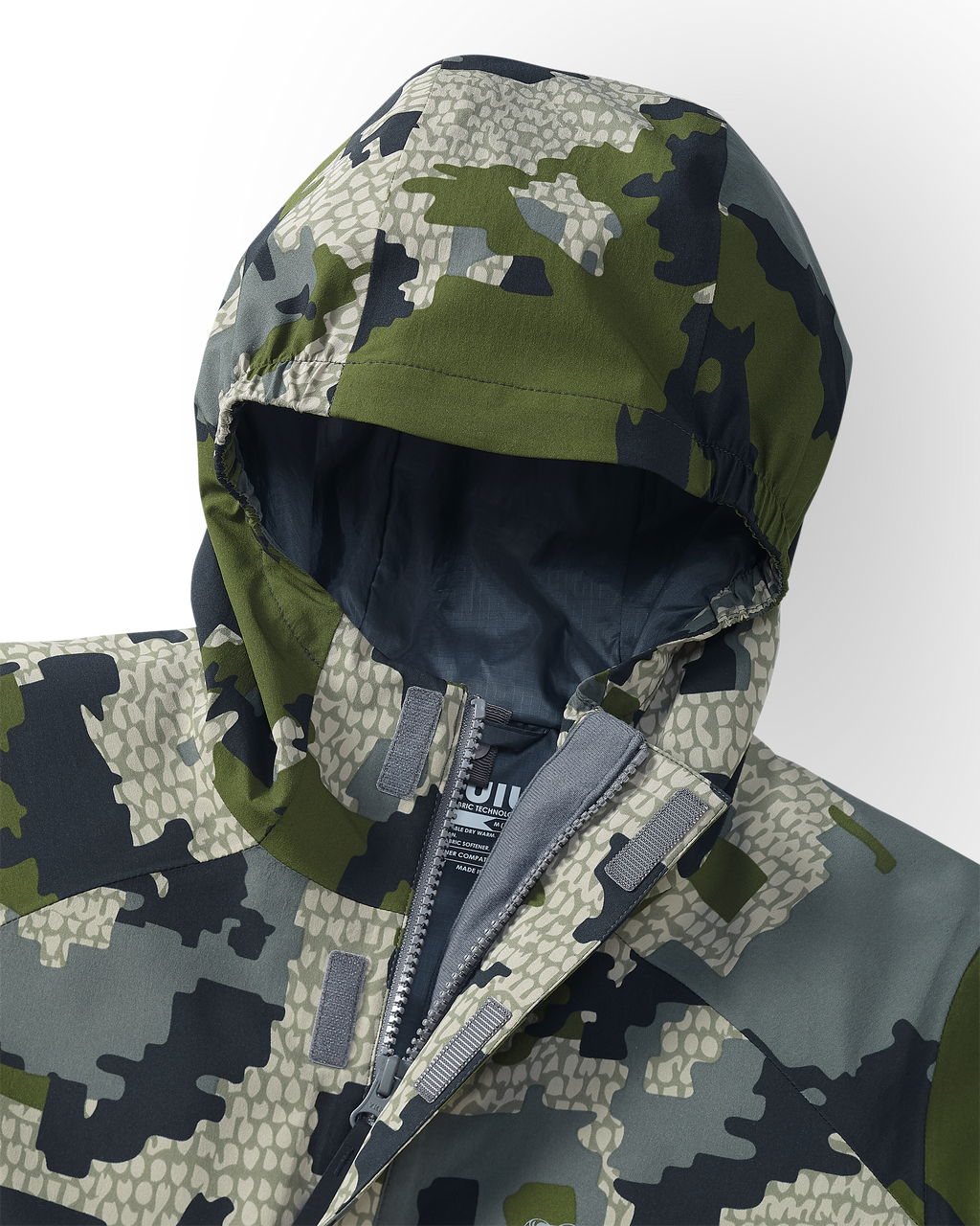 Detail of Hood on the Youth Versa Rain Jacket in Verde Camouflage
