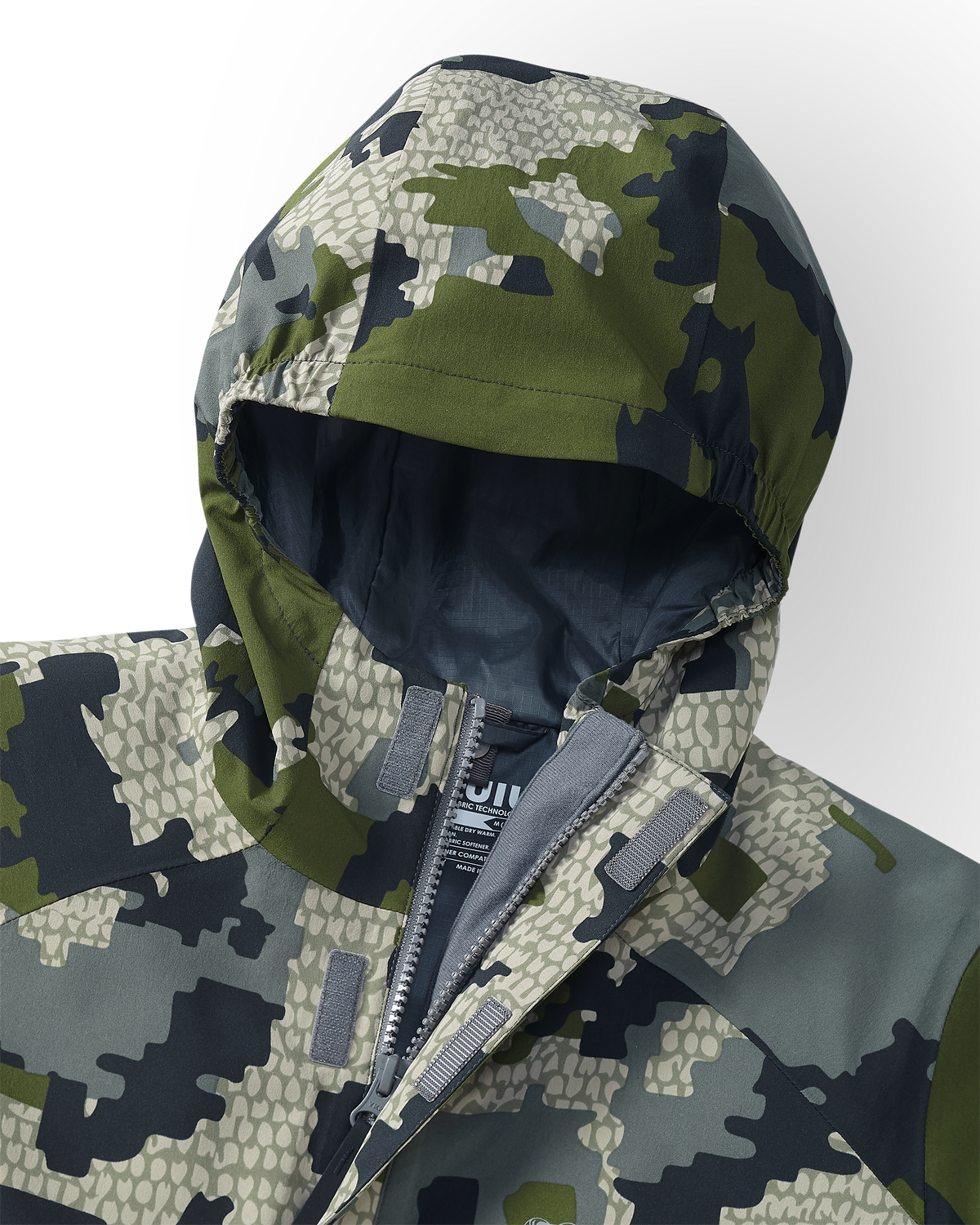 Detail of Hood on the Youth Versa Rain Jacket in Verde Camouflage
