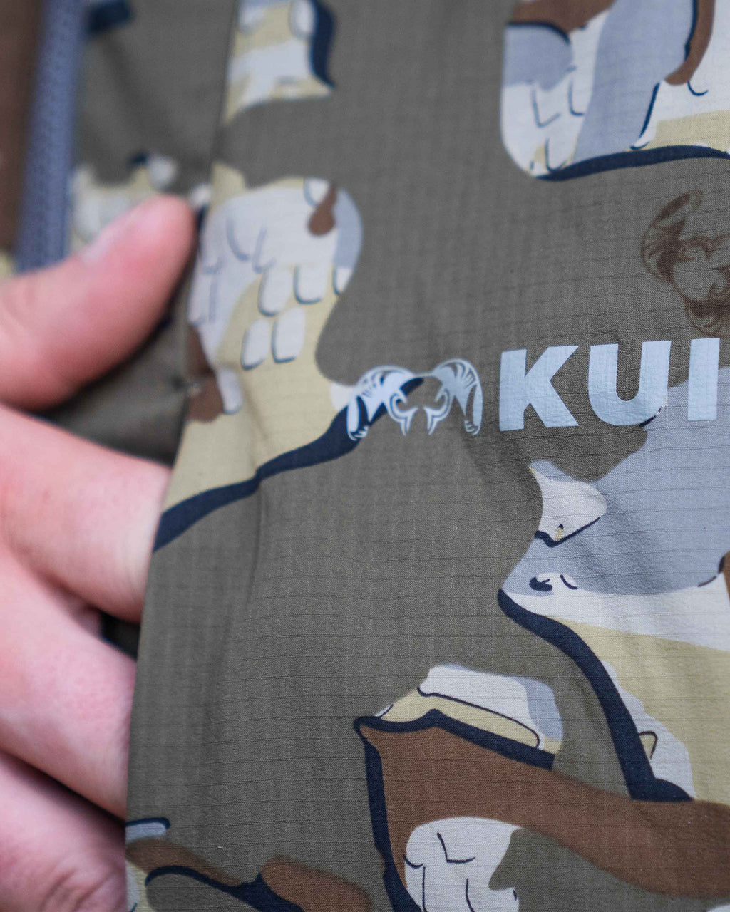 Zoomed in detail hand pocket on the Kenai Jacket in Valo Camouflage
