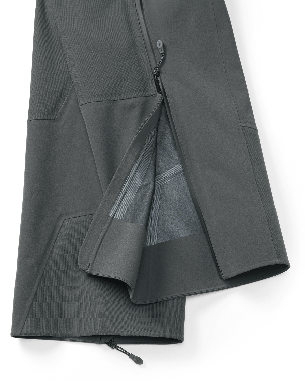 Detail open lower leg zipper on Yukon TR Rain Pant in Gunmetal Grey