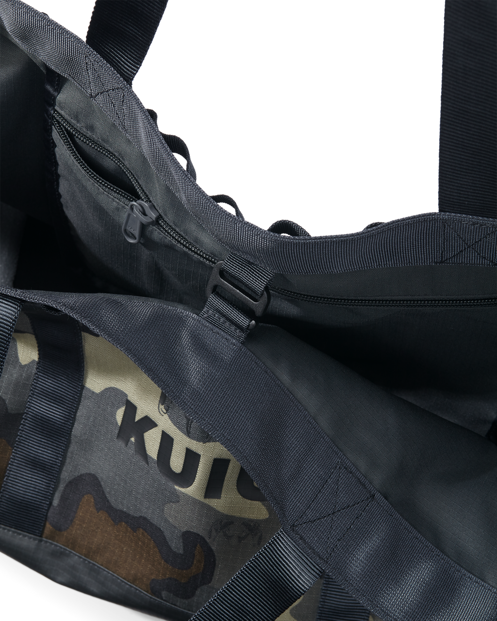 Detail of hook closure for a secure carry on KUIU CORDURA Tote Bag in Vias Camouflage
