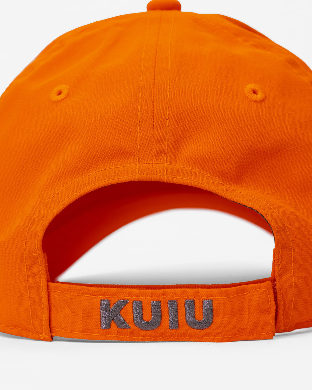 Backside view of hook and loop closure with embroidered KUIU logo