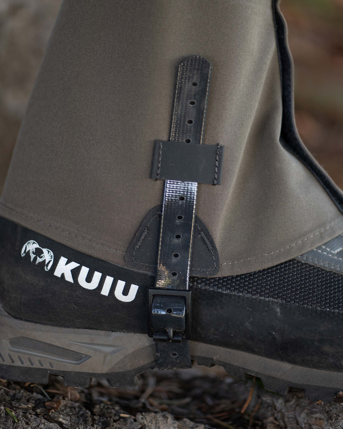 Yukon HD Hunting Boot Gaiter in Ash Brown featuring the durable TPU-coated nylon boot strap with heavy-duty buckle