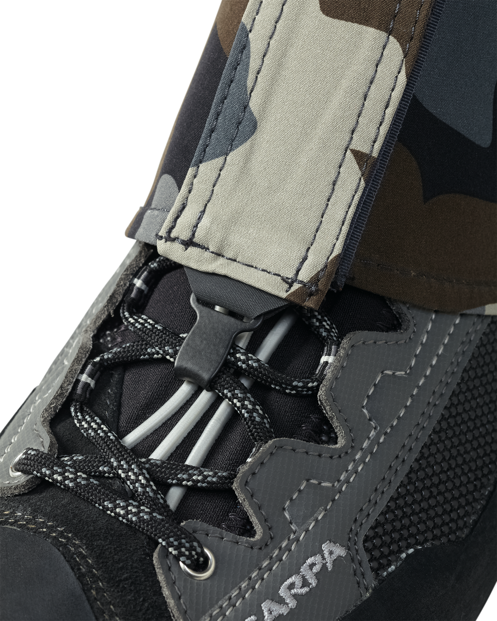 Boot detail using easy-attach lace hook on Yukon HD Hunting Boot Gaiter in Vias Camouflage