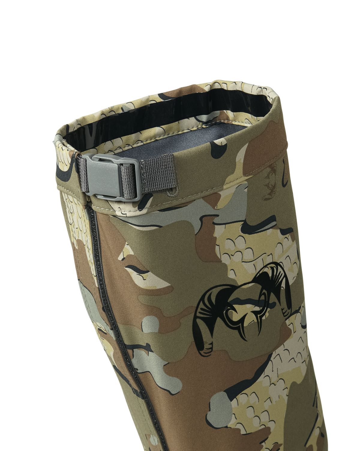 Top buckle detail on Yukon HD Hunting Boot Gaiter in Valo Camouflage