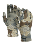 Front and back of ULTRA Merino 210 Glove in Valo Camouflage
