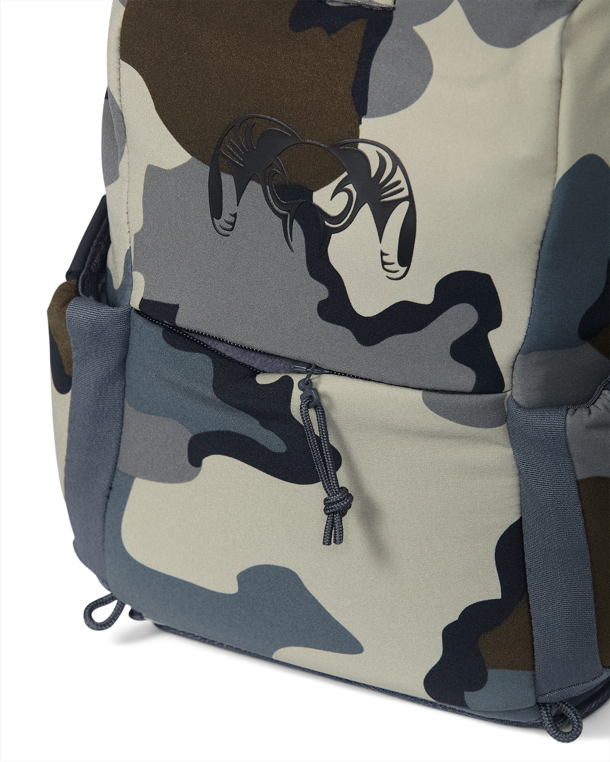Close-up of front PRO G3 Bino Harness, highlighting front zippered tag/license pocket