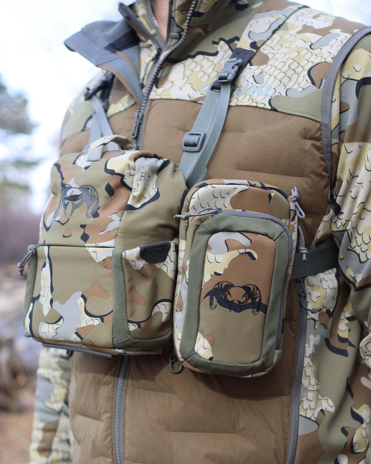 Angled view of Hunter wearing PRO G3 Phone Holder in Valo Camouflage