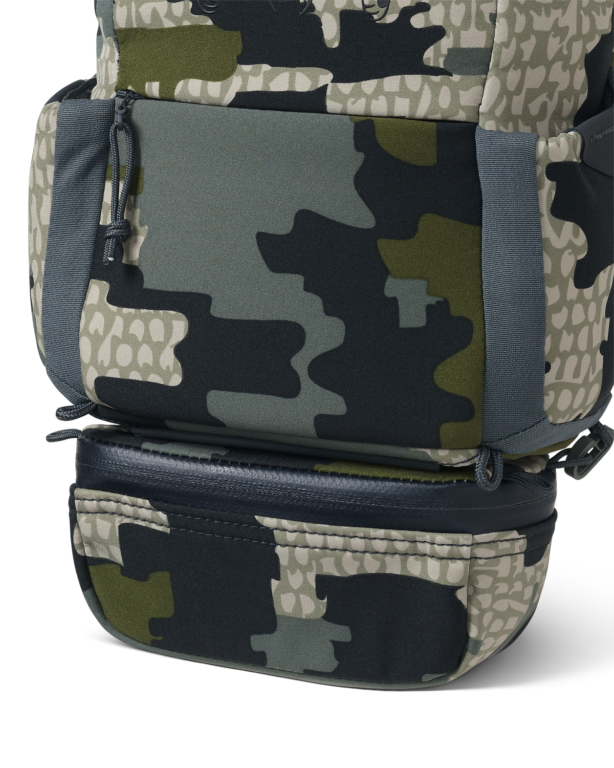 PRO G3 Bino Harness Accessory Pocket attached to the bottom of the PRO G3 Bino Harness utilizing rail-lock connection system
