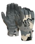 Front and Back of Yukon Pro Glove in Vias Camouflage
