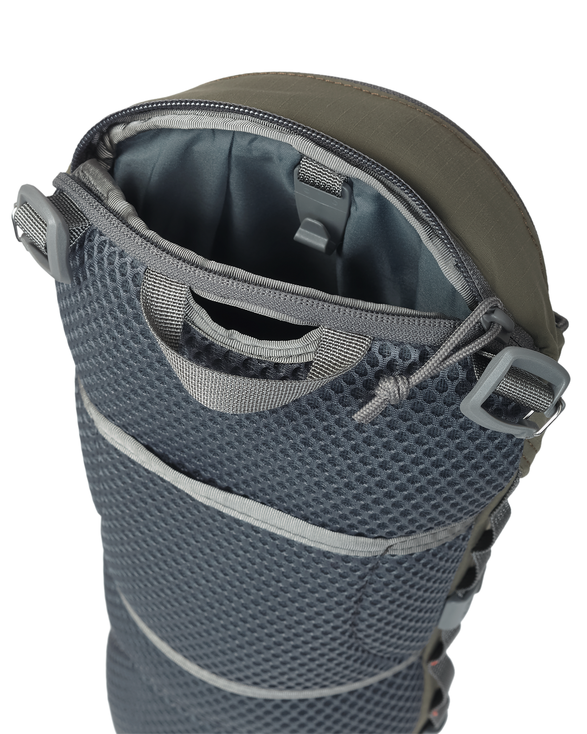 Back of PRO G3 Hydration Rid in Ash Brown, Highlighting main zippered compartment for 3L hydration system