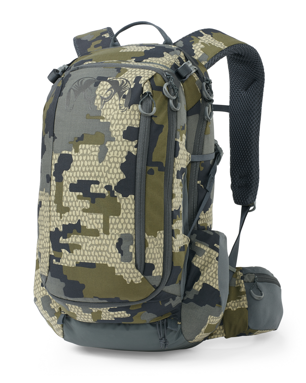 Front of Divide 1500 day pack in Verde Camouflage