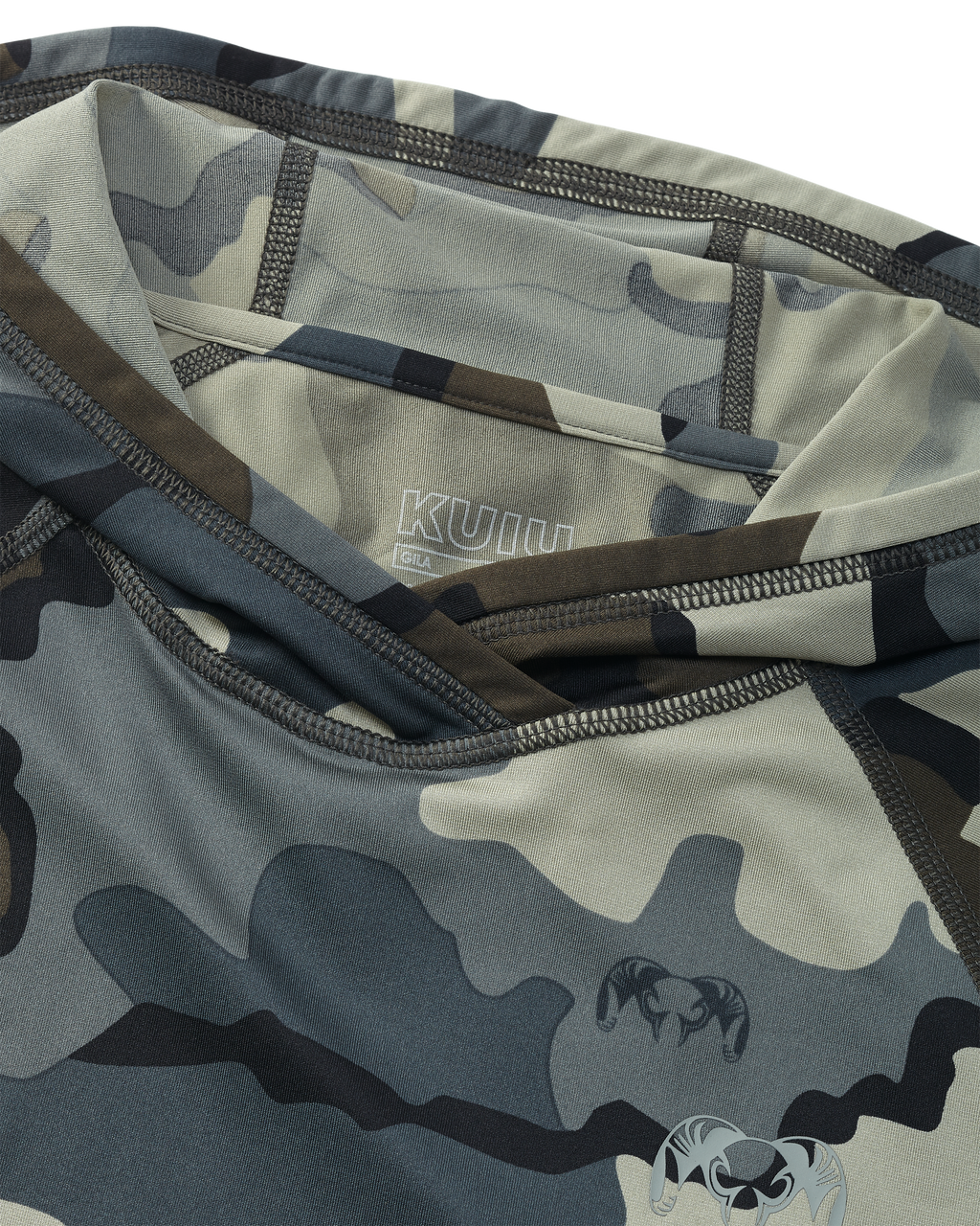collar on Women's Gila LS Hoodie in Vias Camouflage